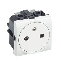 Bticino LivingLight Contactdoos vlak 2P+A 16A 250V 2 modules steekklemmen wit Contactdozen 10/16 A 250 Volt met steekklemmen