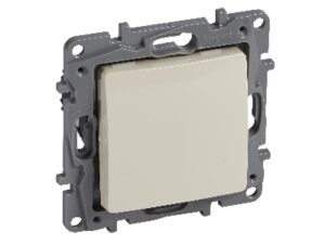 10 x Legrand Niloé drukknop 6A 250V NO-NG crème met spanklauwen Legrand Niloé crème