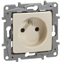 10 x Legrand Niloé contactdoos 2P+A 16A steekklemmen crème Legrand Niloé crème
