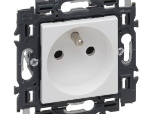 Legrand Valena Next contactdoos 2P+A 16A volledig apparaat wit met spanklauwen Valena Next Wit