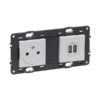 Legrand  Valena Next contactdoos 2P+A + dubbele USB volledig apparaat vlak wit + schroef Valena Next Wit