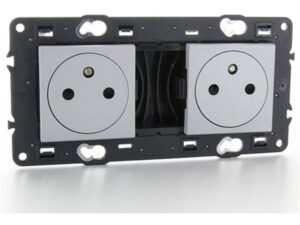 Legrand Valena Next vlakke contactdoos 2x2P+A 16A volledig apparaat alu met schroefbev Valena Next Aluminium