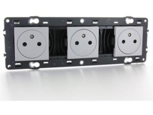 Legrand Valena Next vlakke contactdoos 3x2P+A 16A volledig apparaat alu met schroefbev Valena Next Aluminium