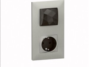 Legrand Valena Next with Netatmo Starterskit met Gateway + Schuko stopcontact Alu Valena Next Aluminium
