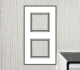 Bticino LivingLight Rechthoekige afdekplaat 2×2 modules 71mm geborsteld staal Living Light Geborsteld staal