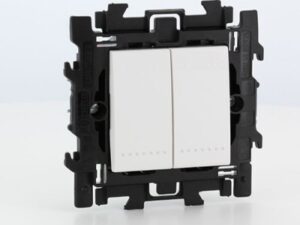 BTICINO LivingLight Wit Compleet dub. Wisselsch. 16A 250V met spanklauwen