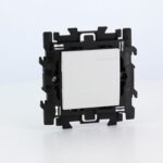 BTICINO LivingLight Wit Compleet drukknop 10A 250V met spanklauwen