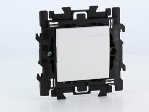 BTICINO LivingLight Wit Compleet drukknop 10A 250V met spanklauwen