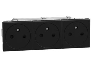 6 BTICINO LightN voorb. ctdoos 3x2P+A