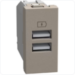 BTICINO LightN USB oplader-A+A 15W Bticino Light Now USB Laders