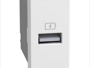 BTICINO LightN USB oplader-A 15W