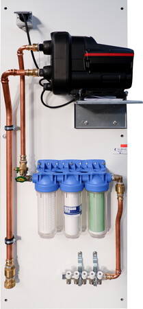 Promo Maart Van Marcke Prefab regenwaterpomp en filter op paneel GRUNDFOS SCALA 2 Promoties