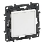 10 LEGRAND Niloé blindplaat