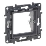 10 LEGRAND Niloé Mosaic adapter