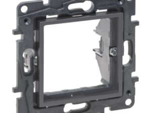 10 LEGRAND Niloé Mosaic adapter