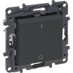 10 LEGRAND Niloé tweepolige schakelaar