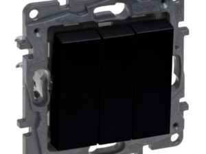 1 LEGRAND Niloé 3x enkelpol. schakelaar