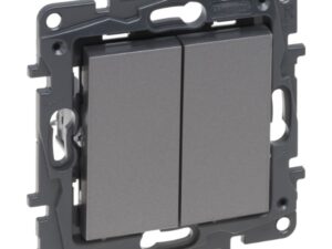 10 LEGRAND Niloé 2x wisselschakelaar