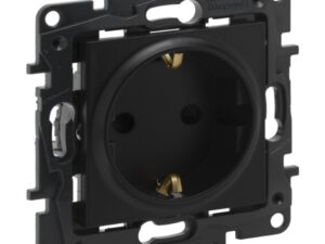 10 LEGRAND Niloé contactdoos 2P+A schuko