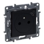 1 LEGRAND Niloé contactdoos 2P+A+USB-16A