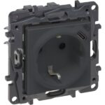 1 LEGRAND Niloé contactd.2P+A+USB-schuko