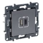 1 LEGRAND Niloé 2xUSB A+C 3A-15W