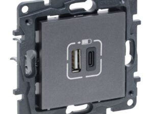 1 LEGRAND Niloé 2xUSB A+C 3A-15W