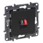 1 LEGRAND Niloé luidsprekeraansluiting