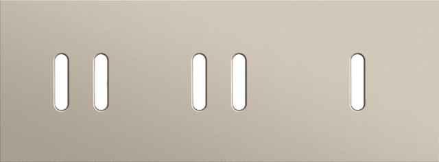 Niko Rocker 3-Voudige afdekplaat horizontaal 71 mm centerafstand voor twee tweevoudige en een enkelvoudige schakelfunctie steel champagne coated RAL: 080 70 10